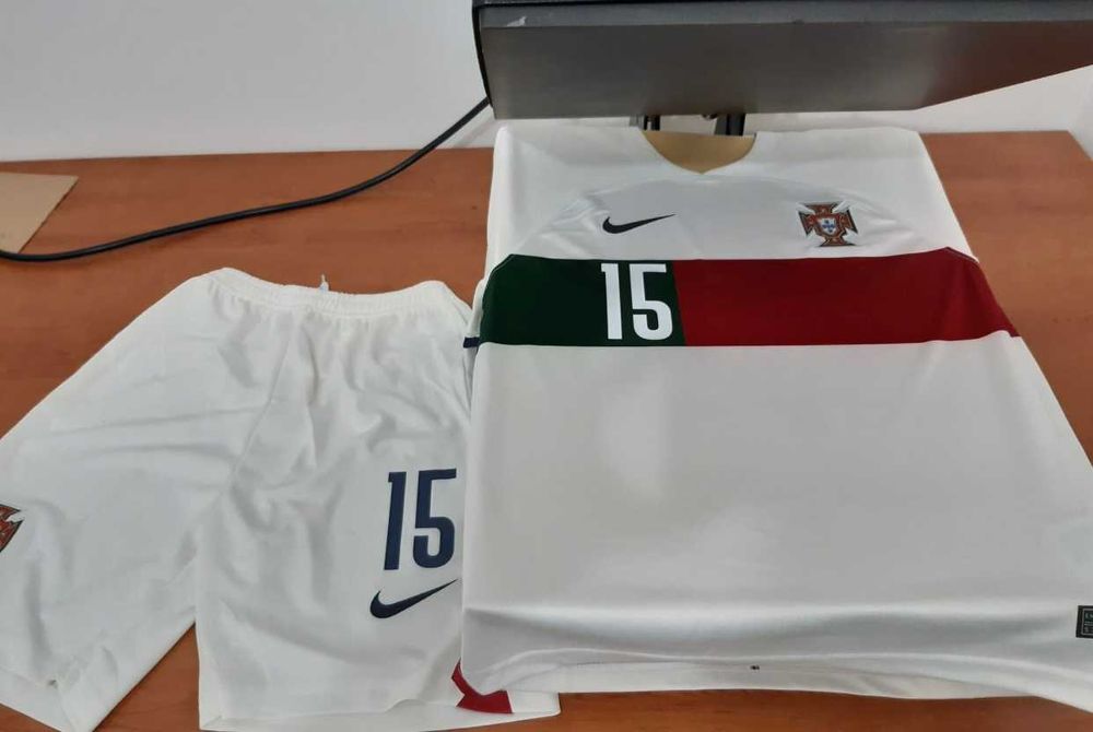 Kit de criança alternativo de Portugal 2022