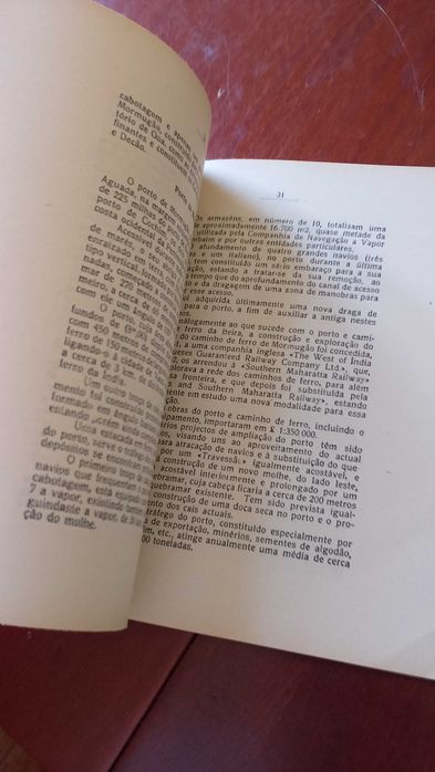 Os Portos Marítimos do Ultramar 1948