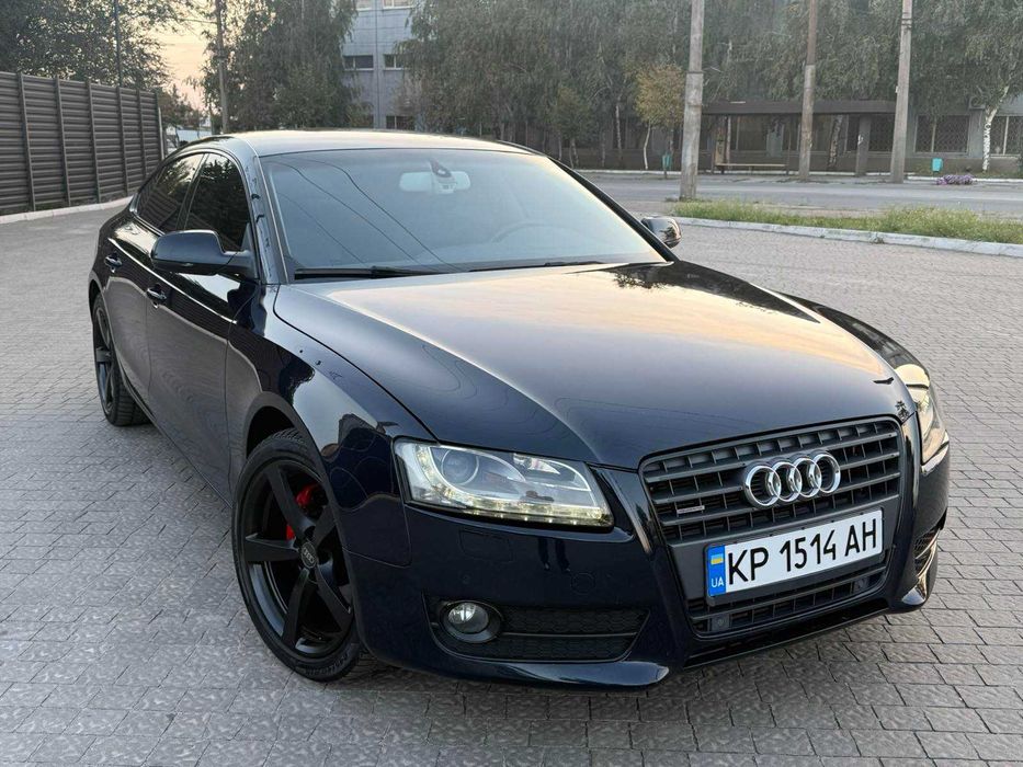 AUDI A5  2011 г, 2.0 л. автомат, полный привод.