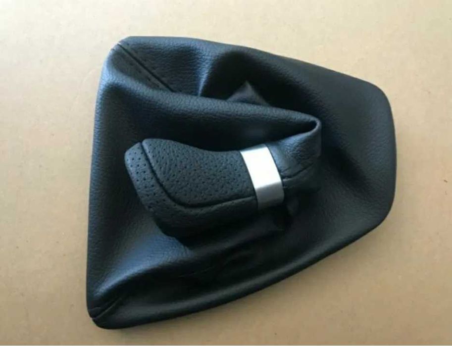 Manete moca com Fole Bmw e90 e91 e92 (PELE) nova