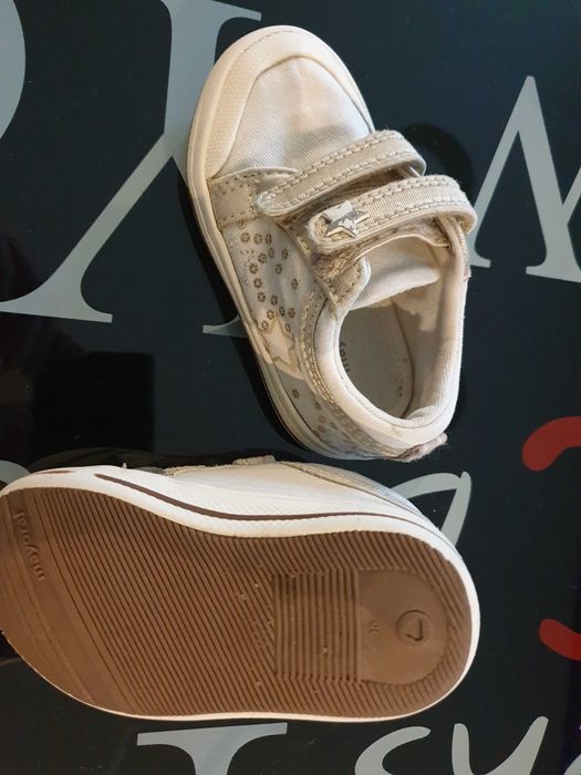 Calcado de menina mayoral, adidas chicco desde 7 euros