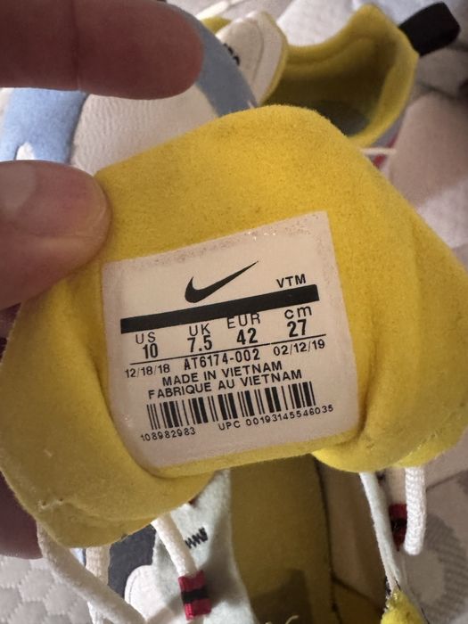 Vendo Nike React447379101063598082