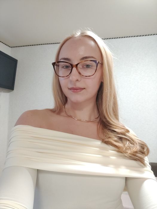 Репетитор англійської; дорослі, діти 10+, підготовка до НМТ