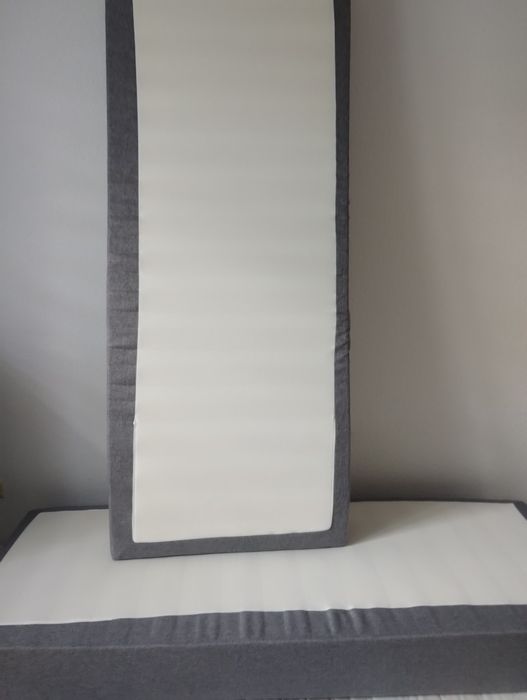 Materac piankowy super stan szt.2 cena za 1
