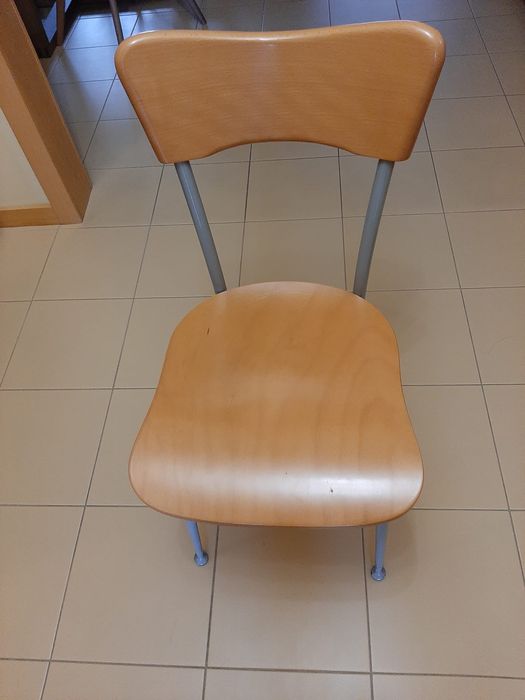 4 cadeiras de cozinha como novas