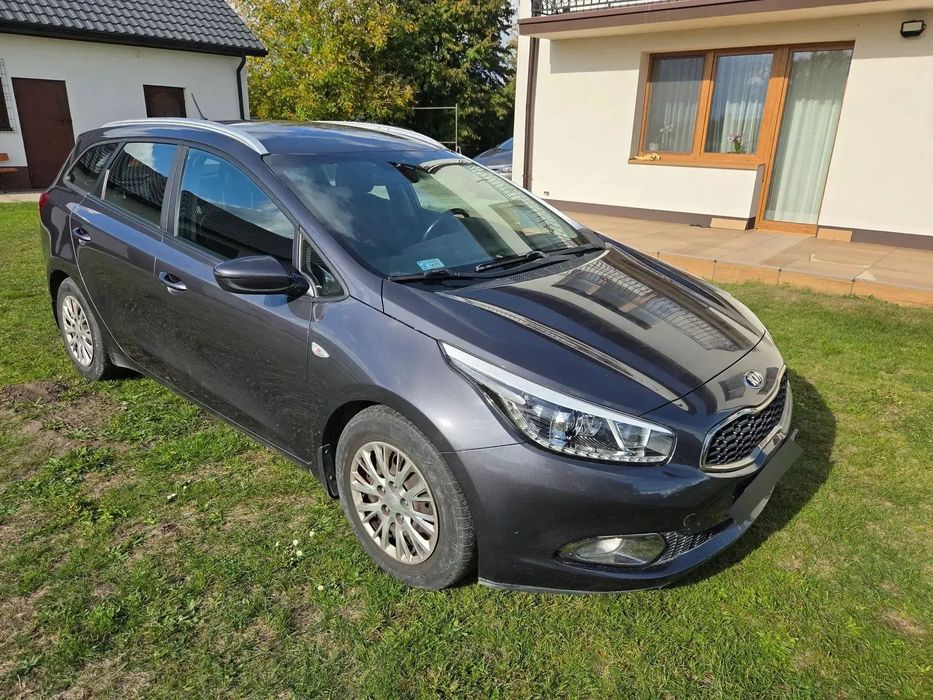 Kia Ceed Auto w pełni sprawne, serwisowane, kupione w Polsce, drugi właściciel