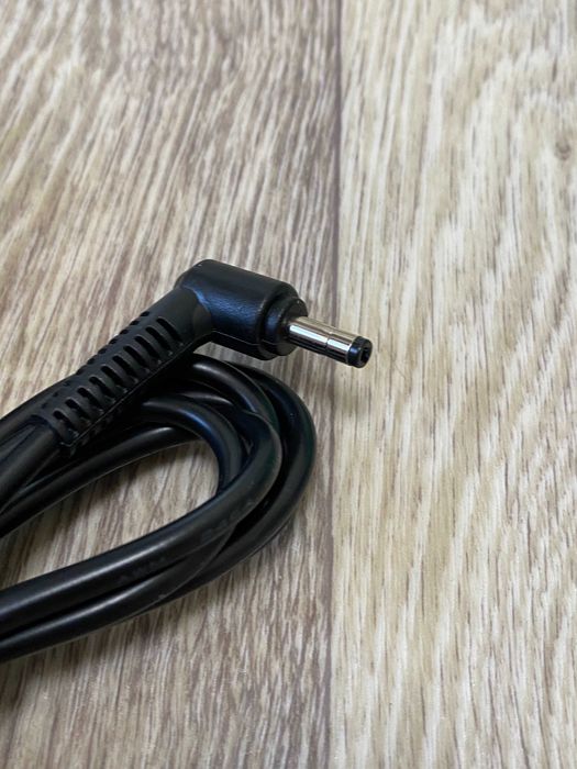 Блок живлення для ноутбука Lenovo 20V 3.25A 65W 4.0*1.7мм