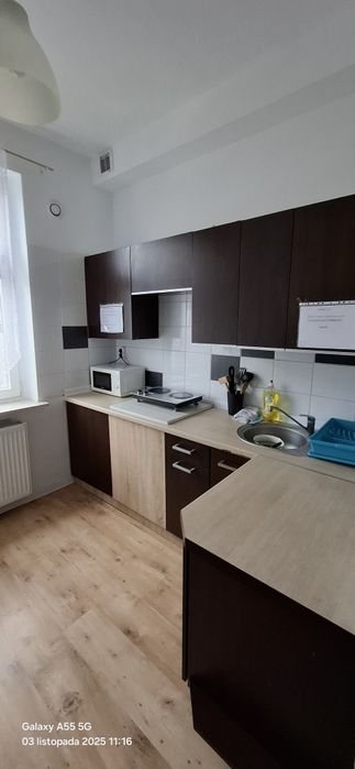 Tanie Samodzielne Mieszkanie dla pracowników  bez kaucji prywatna kuchnia I łazienka