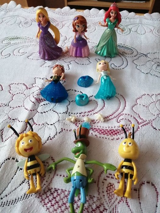 Lalki/figurki dla dziewczynki