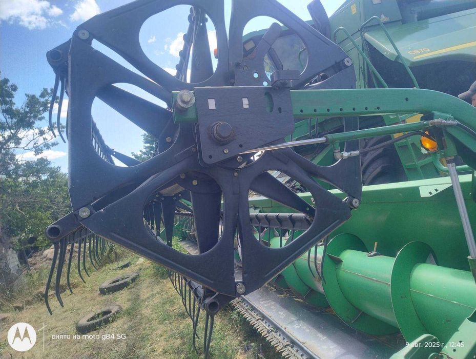 Продам жниварку John Deere 630 F