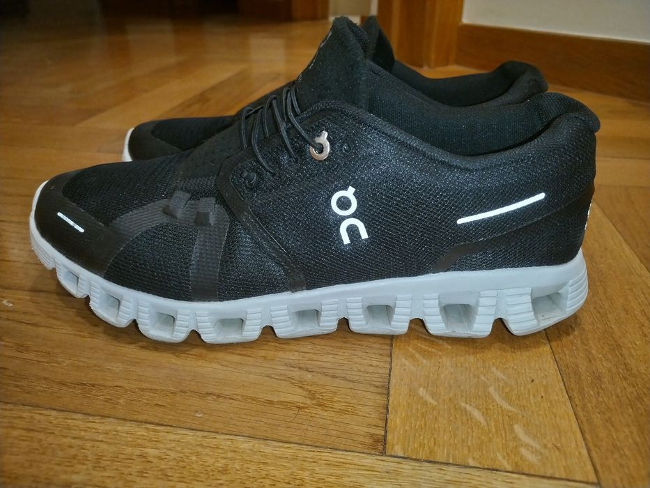Ténis On cloud 5 size 44