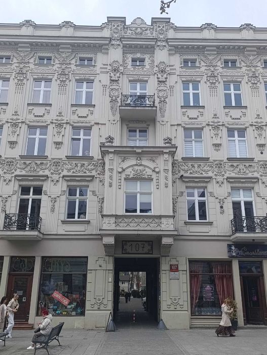 Lokal 37m2 Piotrkowska 107 podwórko parter
