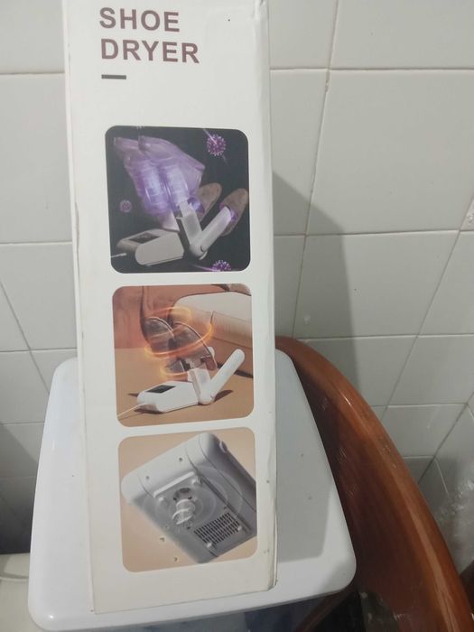 Secador eletrico para sapatos/meias novo na caixa