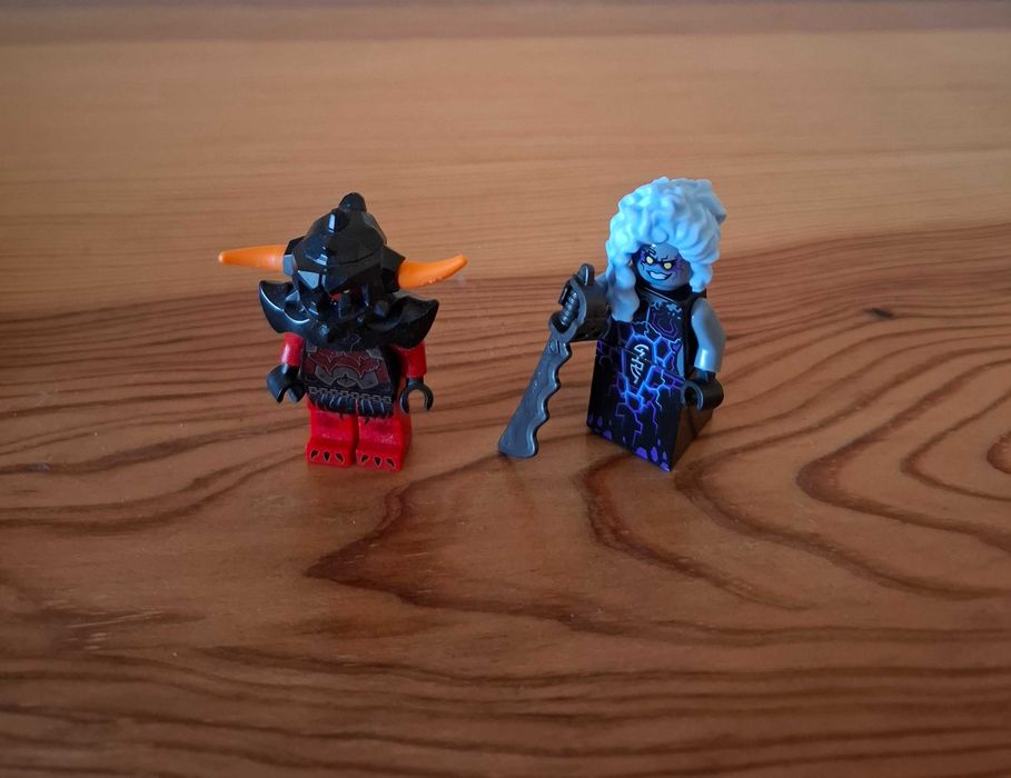 Lego - Bonecos / Figuras Nexo Knights e Ninjago ( Antigos )