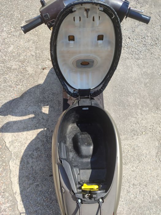 Продам  Honda TACT AF 51