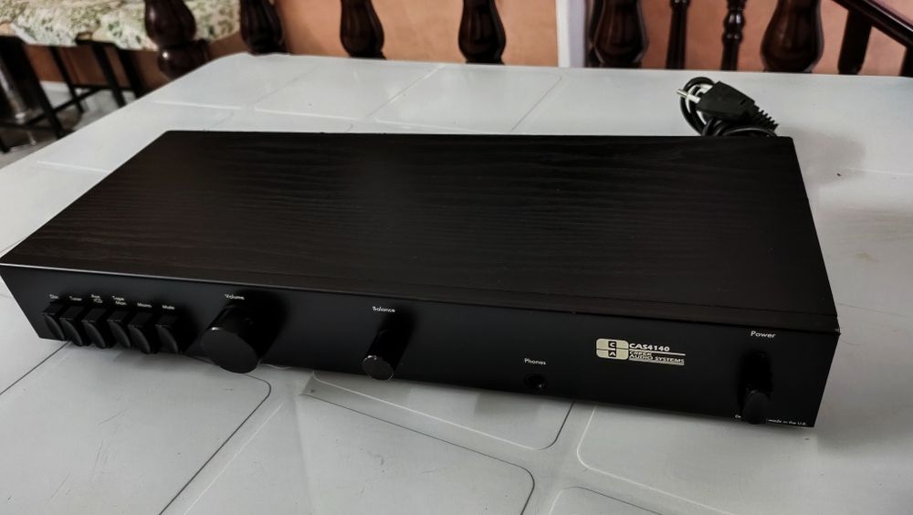 Amplificador Inglês CREEK AUDIO