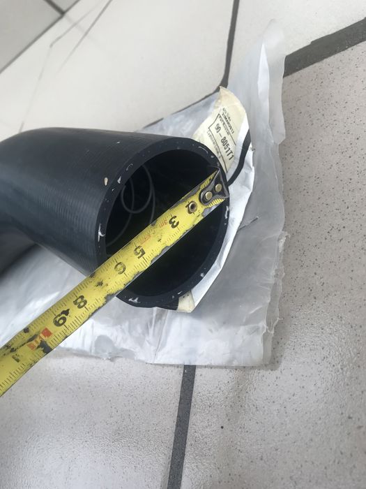 Патрубок радіатора