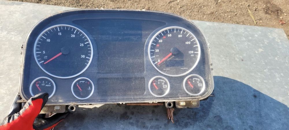 licznik zegary man tgm tg  6x2 81.27202-6237 81272026237
