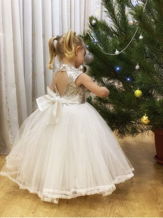 Плаття сніжинка пишне святкове
