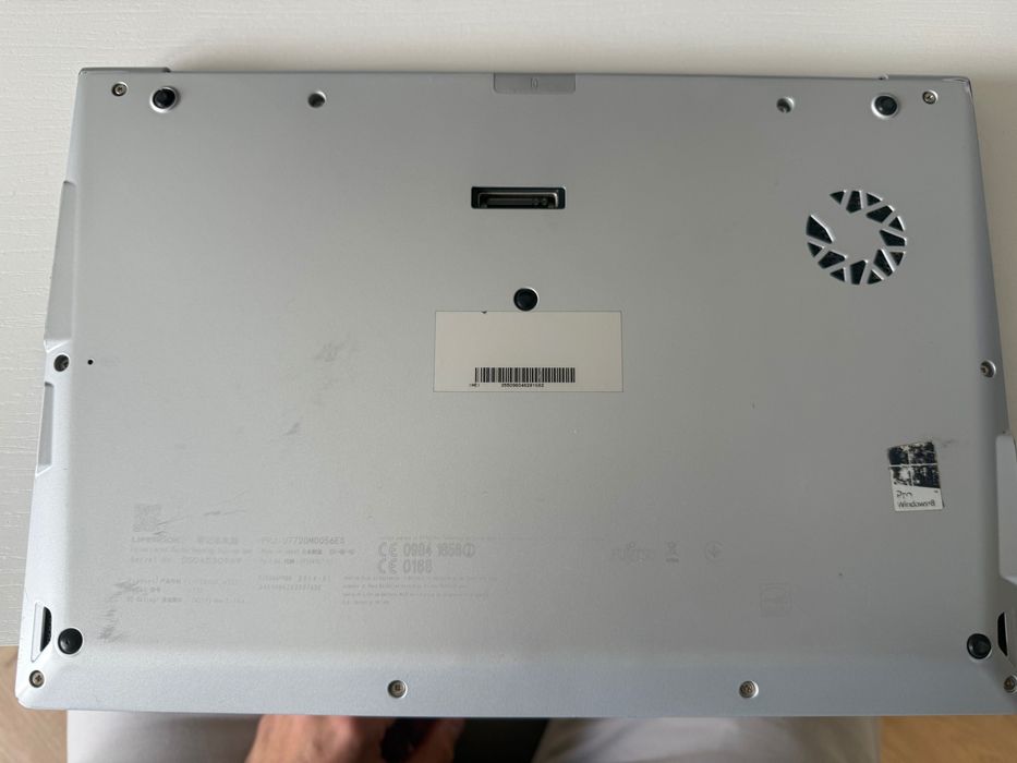 Laptop Fujitsu LIFEBOOK U772