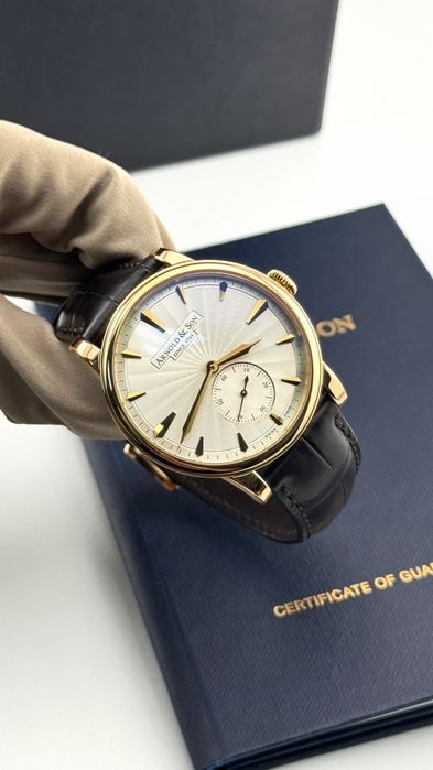 Годиник Arnold & Son 18K Rose Gold