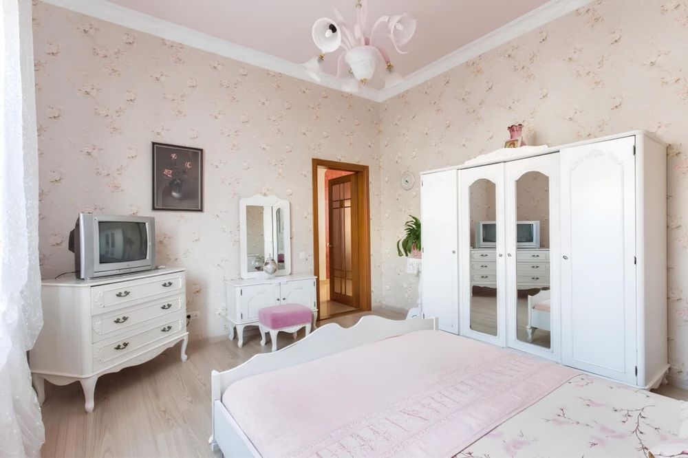 Сдам посуточно  дом  толбухина 9 станция Большого Фонтана!