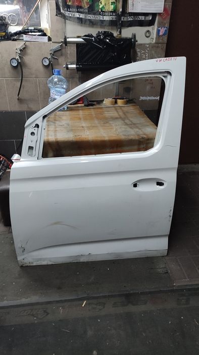 Drzwi lewy przód VW Caddy IV
