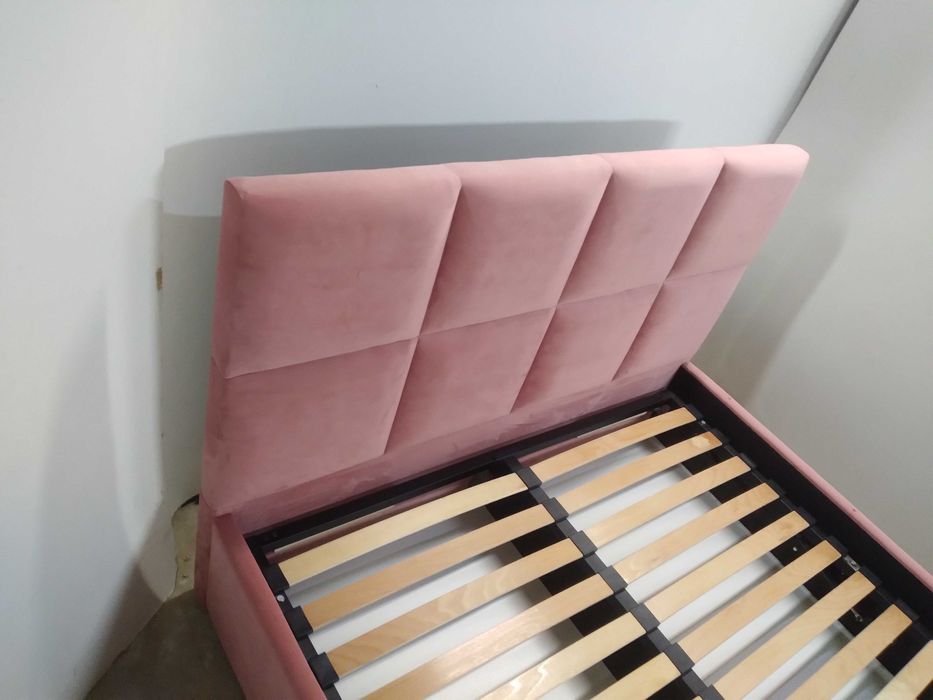 PRODUCENT OKAZJA Łóżko Tapicerowane stelaż metalowy pojemnik naPościel