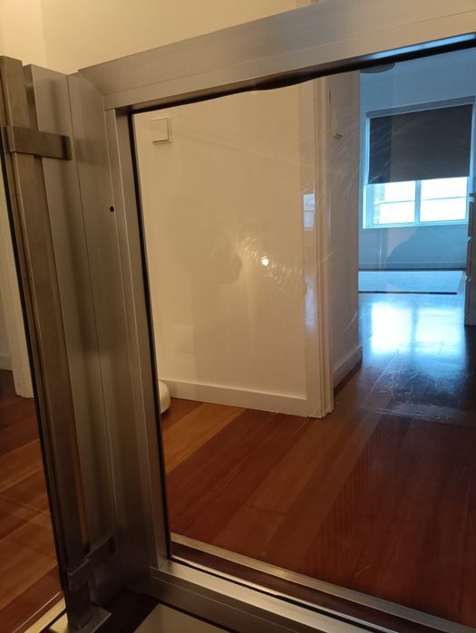 Porta de segurança para crianças e animais de estimação