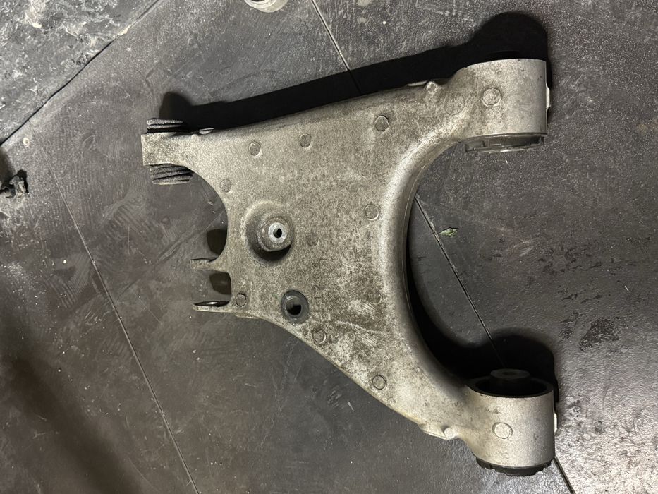 Продам ричаг/важіль для tesla model s/x