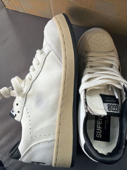 GOLDEN GOOSE SUPER STAR