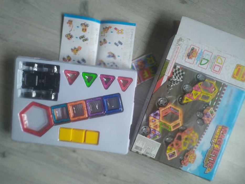 Игрушки магнитные Magnetic sheet