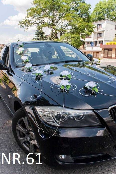 Ozdoby na samochód.Piękna Dekoracja na auto samochód BIAŁA 061
