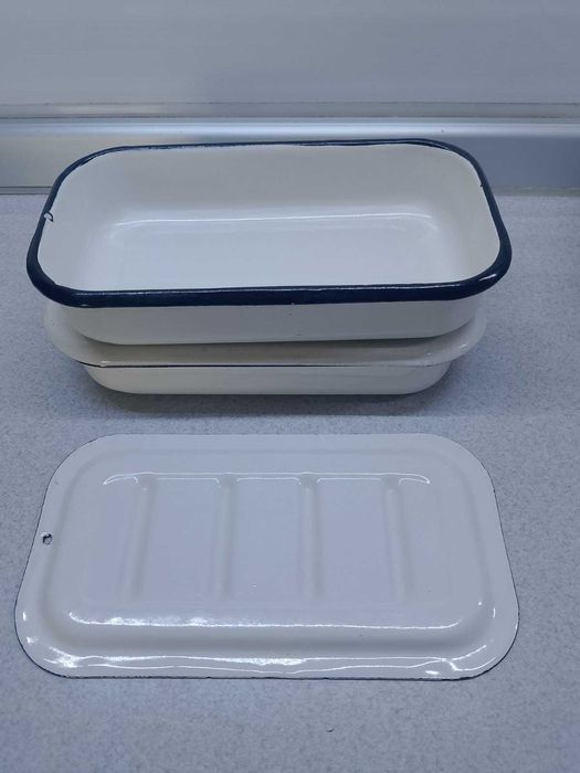 Судочки эмальовані  часів СССРдля холодцю