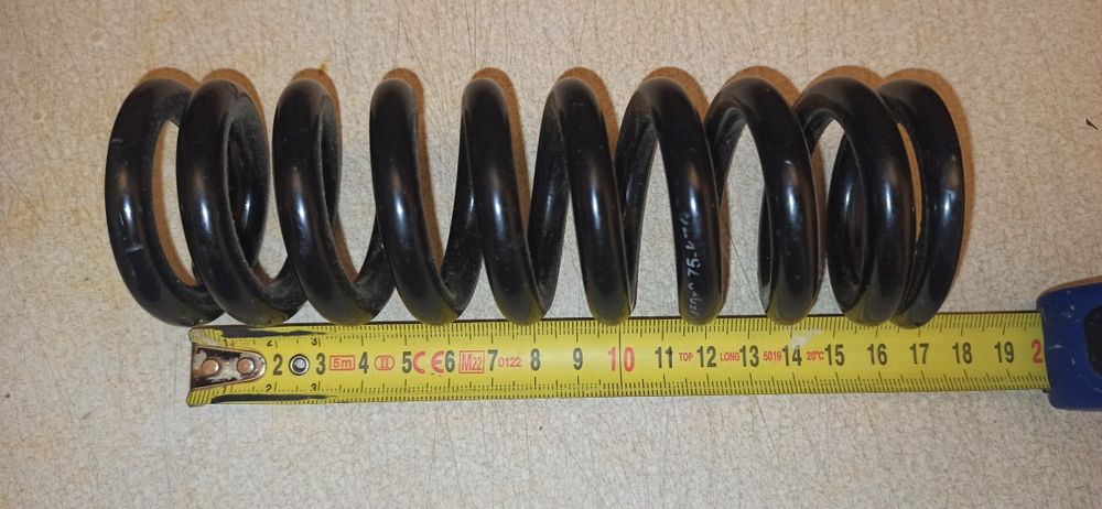 Sprężyna 450x2.75