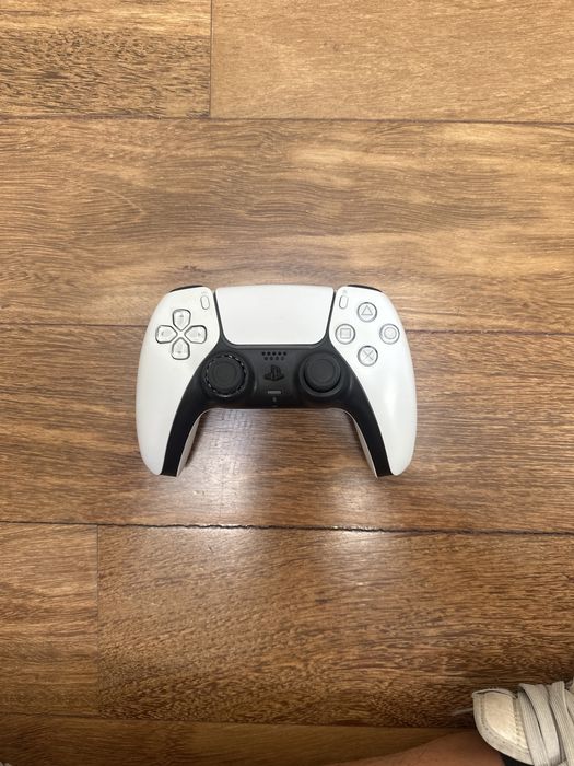 Comando PS5 (Joystick esquerdo danificado)