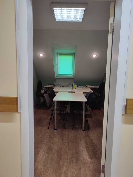 здам в оренду офіс з меблями у ТЦ ВУЛИК