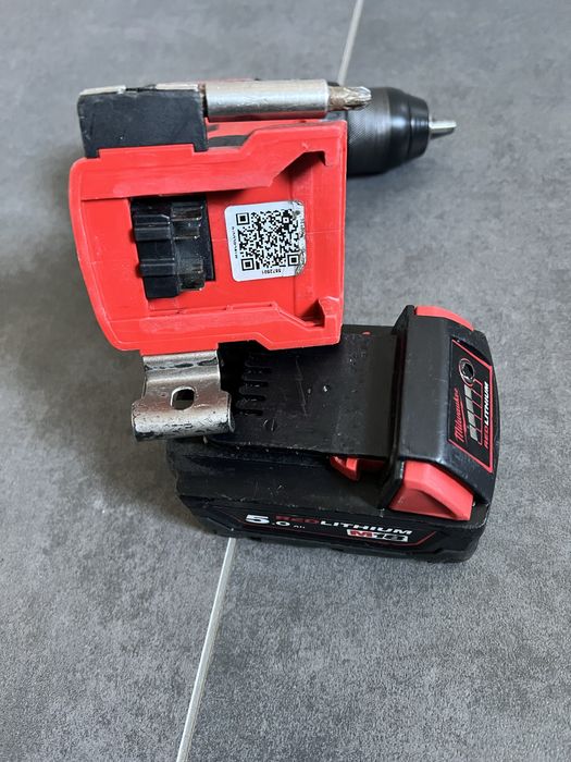 Безщітковий Акум. Шуруповерт Milwaukee M18 CBLDD