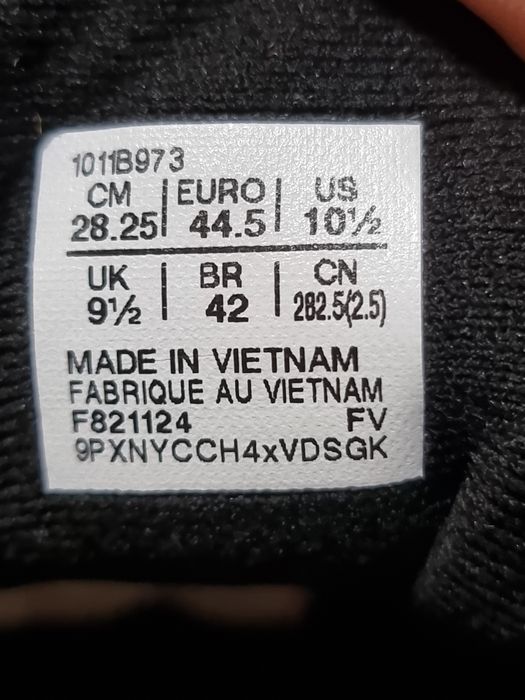 Оригінал 100%  чоловічі кросівки asics gel-trabuco 13  euro 44.5