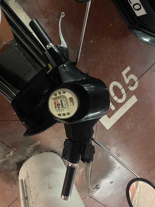 (RESERVADA) LML 125 automática (2015). Com revisão e só 8920 km!