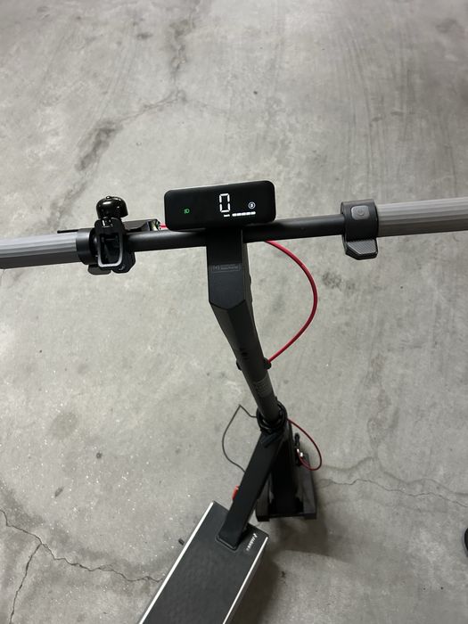 Trotinete elétrica NAVEE S40
