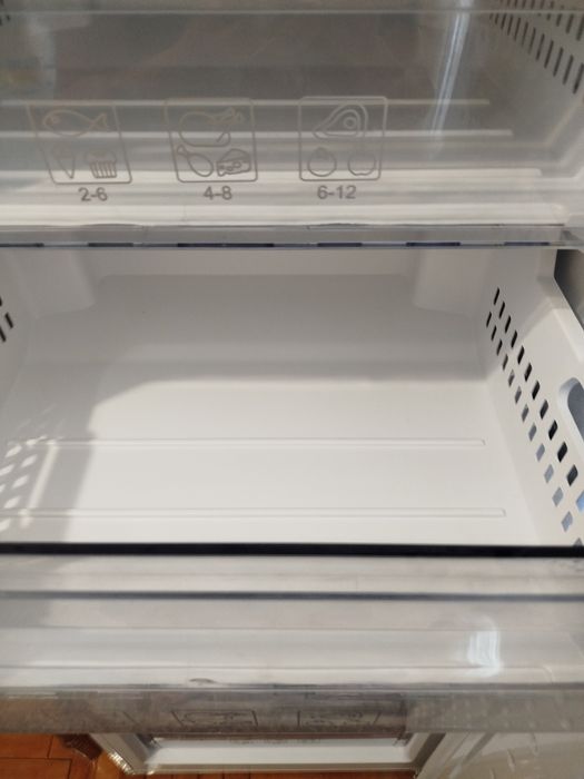 Морозильна камера Beko