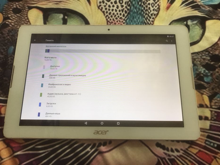 Acer Iconia 10, B3-A20. 16GB. Экран 10 дюймов. Отличный