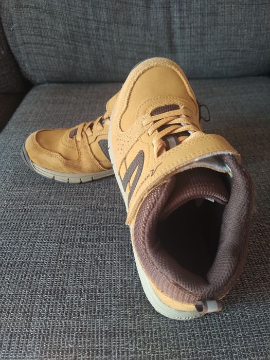 Botas criança Newfeel Decathlon tamanho 34