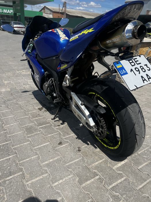 Honda cbr 600 rr