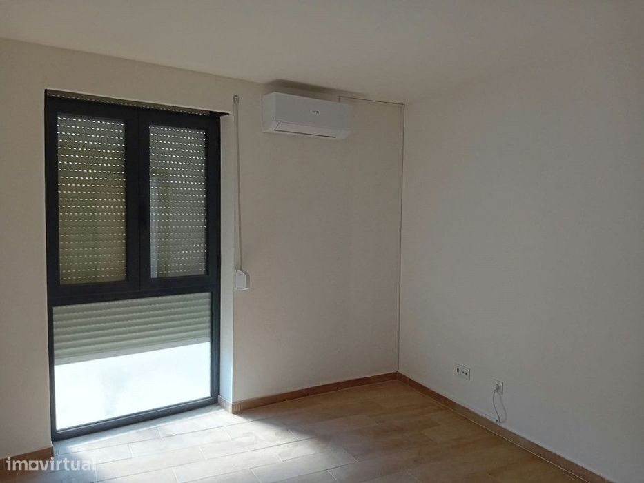 Apartamento T2 Para Arrendamento | Rés-Do-Chão | Ar Condicionado | ...