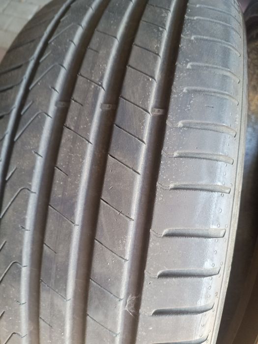 Opony letnie 235/45/21 2szt