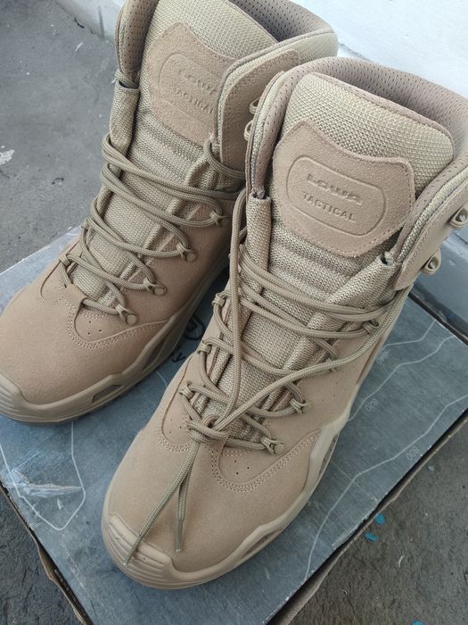 Демісезонні тактичні черевики Lowa