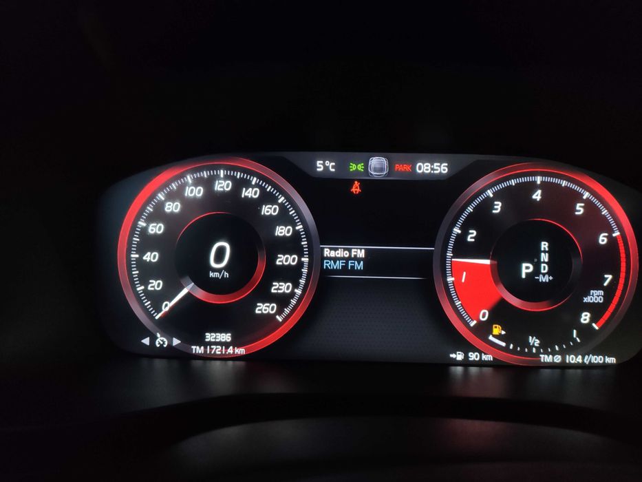 Volvo xc40 r-designe