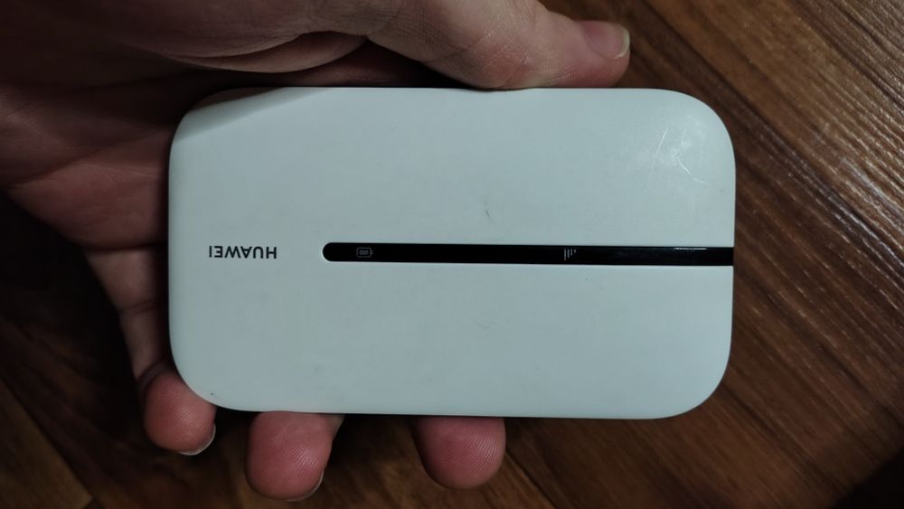 Мобільний роутер  Huawei E5576-320 3G/4G LTE White